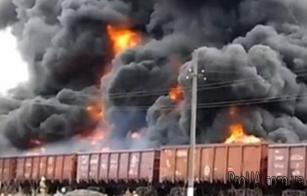 В оккупированном Краснодоне рванула «гуманитарка» из России