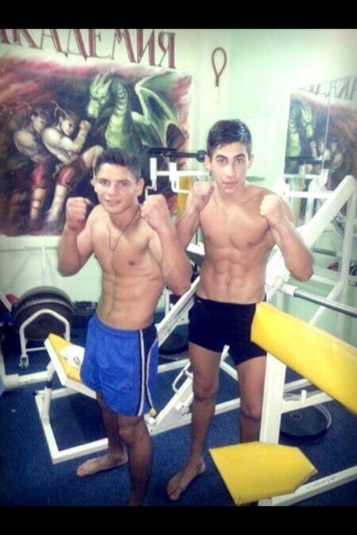 Несовершеннолетние разбойники в Одессе запугивают свидетелей