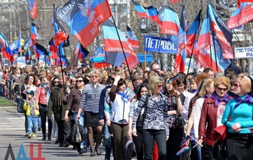 Донбасс скоро вернут в качестве отравленного бутерброда - Сазонов