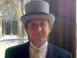 Элитный коттедж, заграничная семья и скромный доход нового министра финансов