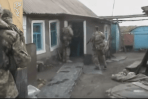 Продалася за сотку: зрадниця зливала терористам інформацію про воїнів АТО