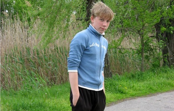 Порошенко призвали посмертно наградить 17-летнего патриота, замученного боевиками