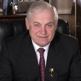 СМИ: Герой Украины Янковский финансирует ДНР