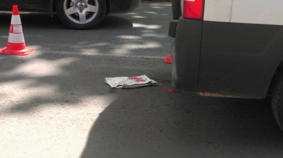 В Ужгороді 4-річна дитина, яку збив мікроавтобус, померла в лікарні