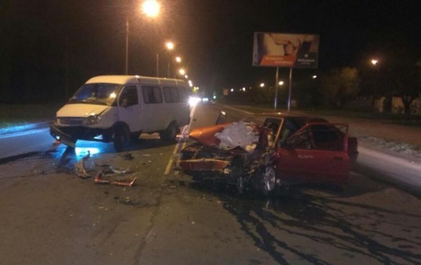 В Харькове пьяный водитель устроил ДТП: есть пострадавшие