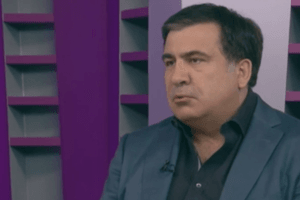 Порошенко позвонил Саакашвили после расстрела съемочной группы в Одессе