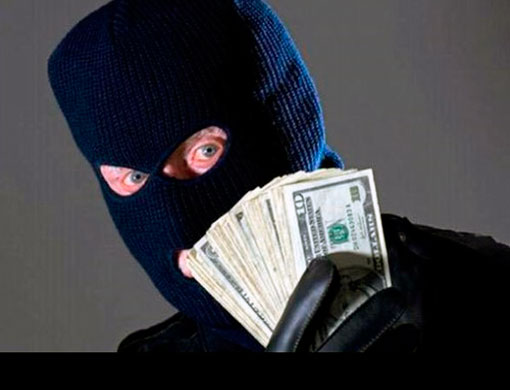 Новые-старые мошенники: «компьютерные мастера», автолотереи, лжечиновники