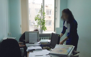 Чиновник Одесского горсовета собирал взятки талонами на бензин