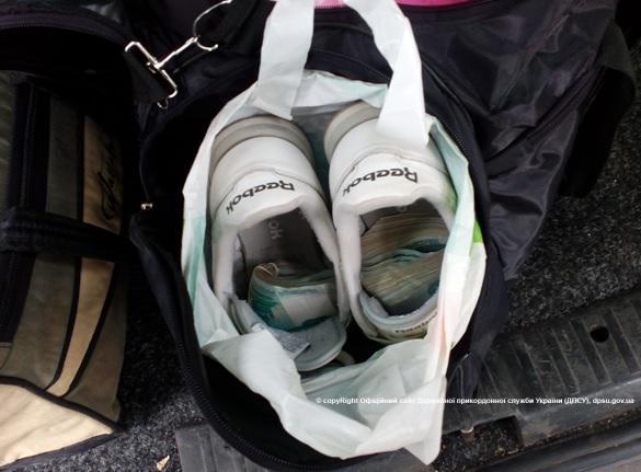 Курьер вез боевикам Донбасса три миллиона российских рублей