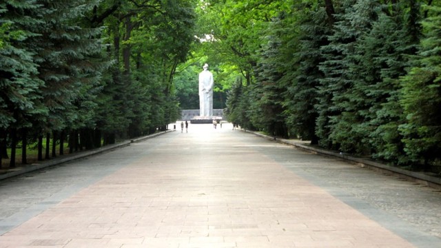 В Харькове – первые стычки: «антифашисты» и проукраинские активисты устроили драку