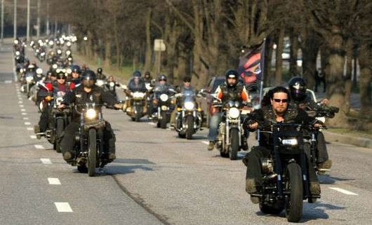 Як путінські байкери «залетіли» в Європу. Допомагали Бабаков і «лужніківці»?