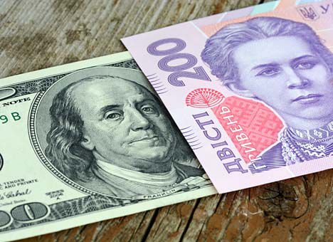 Курс гривны снова обвалился