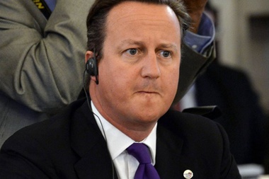 Кэмерон поможет Украине вернуть потерянные миллиарды