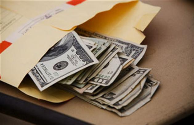 Нещаслива “п’ятниця 13″ для поліції Прикарпаття – викрито ще одну групу корупціонерів