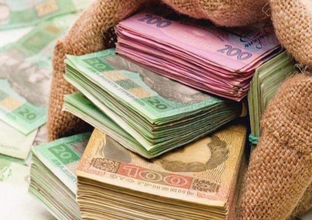 Депутаты повысили соцстандарты и отменили налог на пенсии