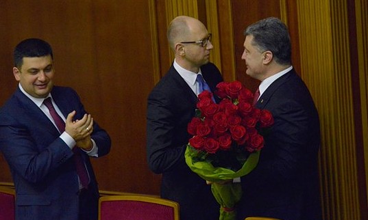 Цветы и не только — за год на Администрацию Президента потратят 456 миллионов