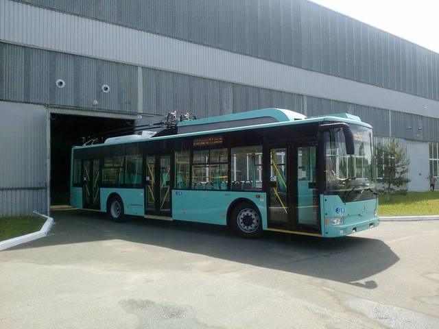 «Чернігівський автозавод» випустив унікальний тролейбус