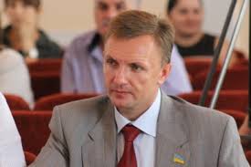 Народный депутат Александр Горбунов прогнал девушку-инвалида с парковочного места для инвалидов