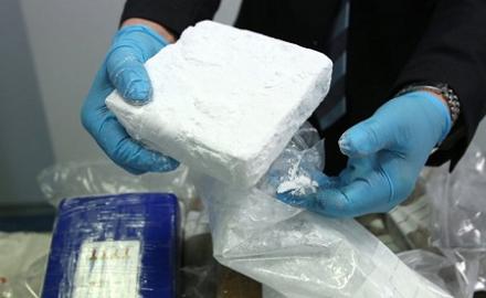 По наводке украинских правоохранителей в порту Роттердама задержана большая партия кокаина