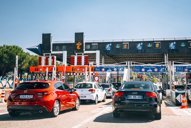 В столице планируют открыть платную дорогу