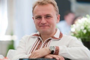 Петиція за відставку Садового за два дні набрала 88% необхідних підписів