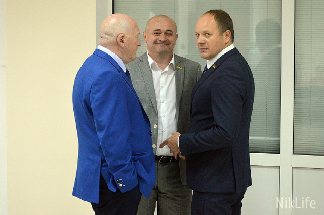 Искусство договорняков: Как депутаты на сессии поделили еще один карьер в области