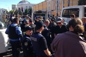 "Бунтуй, кохай": в Киеве стартовал Марш равенства. Онлайн-трансляция
