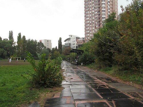 Стадион "Арсенал" продают для застройки