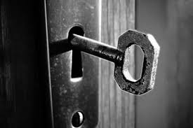 Новые возможности мошенников: как защитить свою собственность