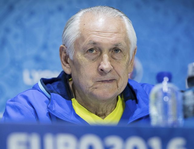 Фоменко звинуватив гравців збірної України у поразці від Північної Ірландії