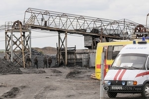 На Донбассе произошел обвал на шахте: есть погибший