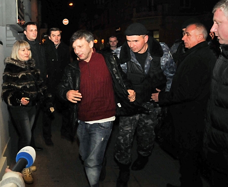 Скандальний «доктор Пі» — шахрай Андрій Слюсарчук вийшов на волю за законом Савченко