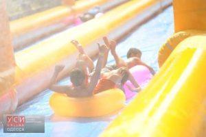 В Затоке ребенок сломал себе шею на водной горке