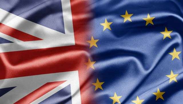 Шотландия и Гибралтар хотят остаться в ЕС