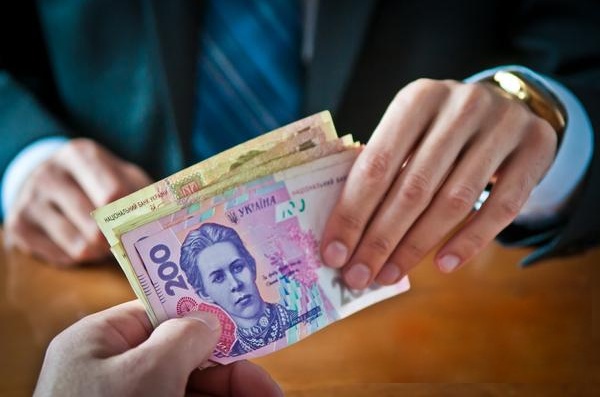 Директор Карпатского заповедника попался на взятке