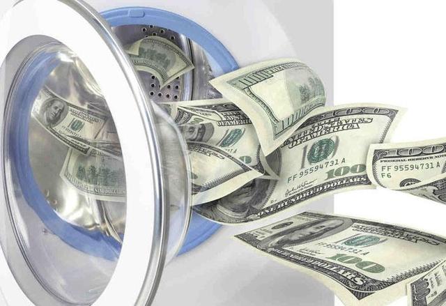 Нацполіція: Укрсиббанк, банк "Креді Агріколь" і ПУМБ задіяні в злочинних операціях