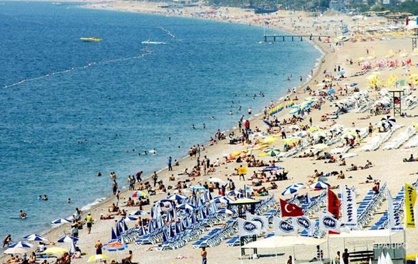 Крымчане раскупают путевки в Турцию - СМИ