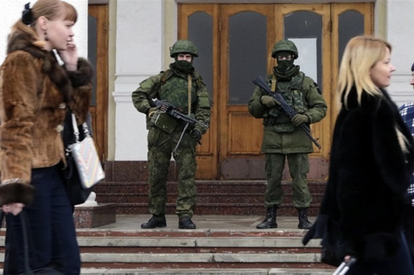 Слово за Украиной. Главарь Севастополя вдруг согласился на повторный референдум в Крыму