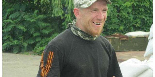 В Сети высмеяли фото боевика Моторолы в зоопарке