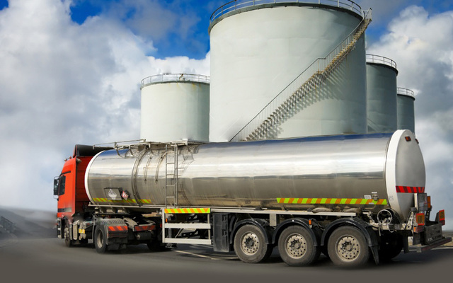 Росія надіслала на базу ЗС РФ у Ровеньках на Луганщині 600 тонн палива