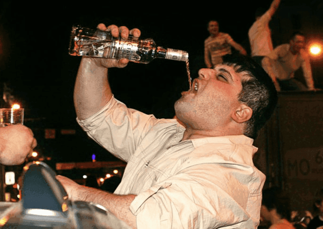 В Ужгороде поймали за рулем пьяного работника прокуратуры