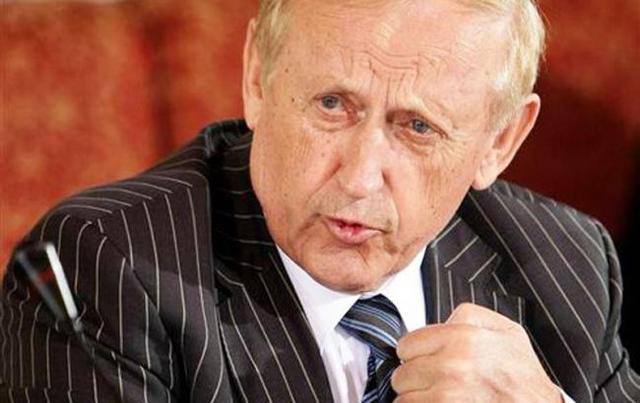 С Путиным в монастыре обнаружился известный украинец