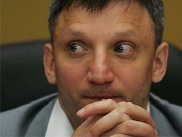 Скандальний "доктор Пі" після звільнення відпрацьовує гіпноз на тваринах