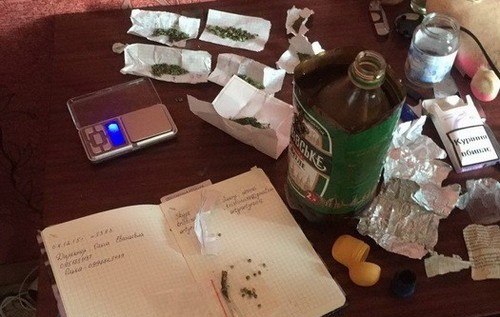 У районі АТО ліквідовано наркопритон, в якому вербували найманців для "ДНР"