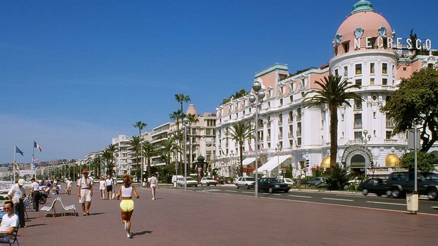 Украинский олигарх: "Ницца превратилась почти в помойку"