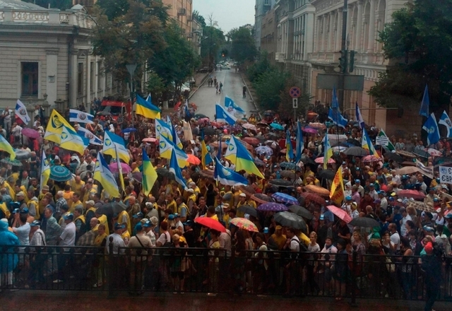 Бунт почнеться восени – експерти