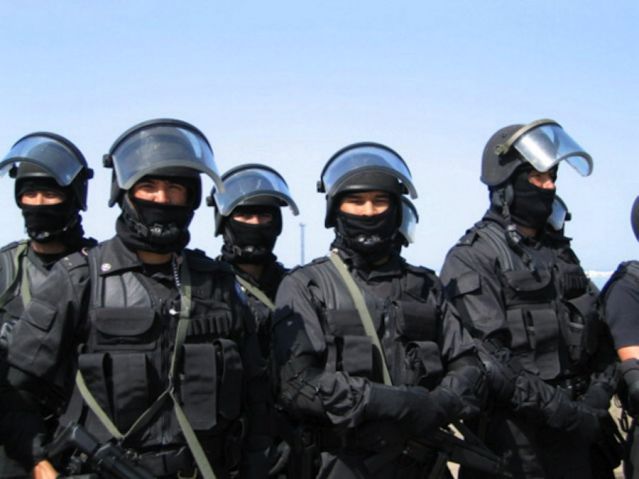 В Казахстане началась силовая спецоперация, посреди Алма-Аты бронетехника и оцепления