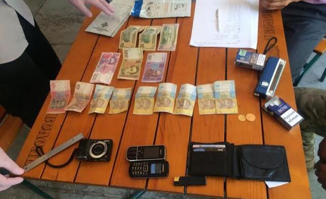 На Закарпатье военный комиссар попался на взятке в 15 тысяч грн