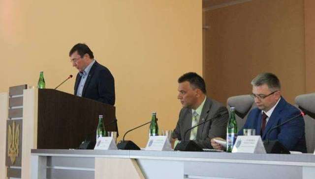 На Закарпатье генпрокурор Юрий Луценко поставил на место Балогу (ФОТО)