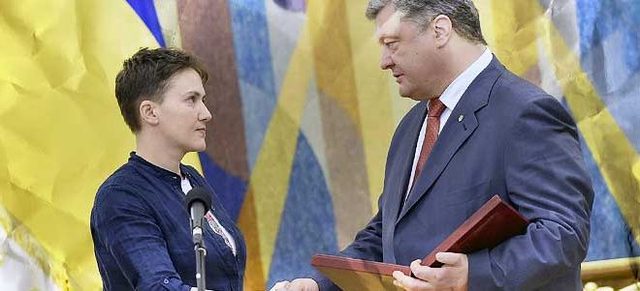 Українці просять президента позбавити Надію Савченко звання Героя України